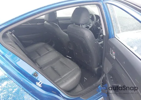 2017 Hyundai Elantra Limited из США, поврежденный, VIN 5NPD84LF7HH129613